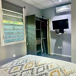 Gite Charmant Avec Piscine