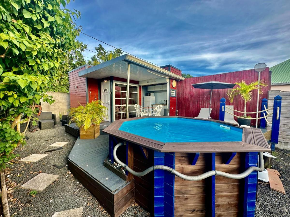 Avec Piscine Hébergement de vacances Lamentin